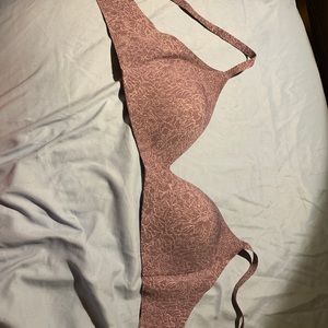 Lulu wireless bra